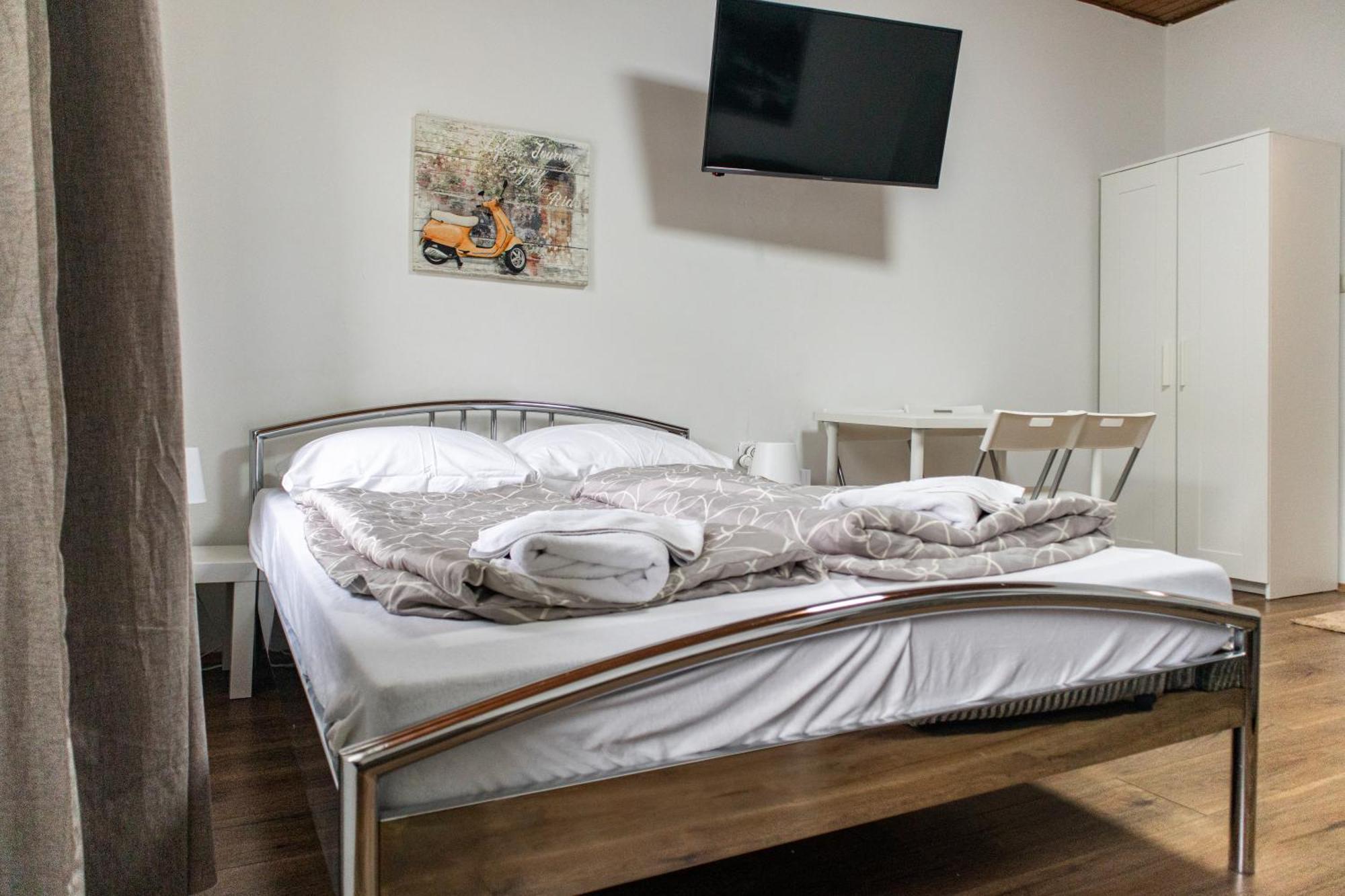 Affordable 1br Next To Millennium Tower *
